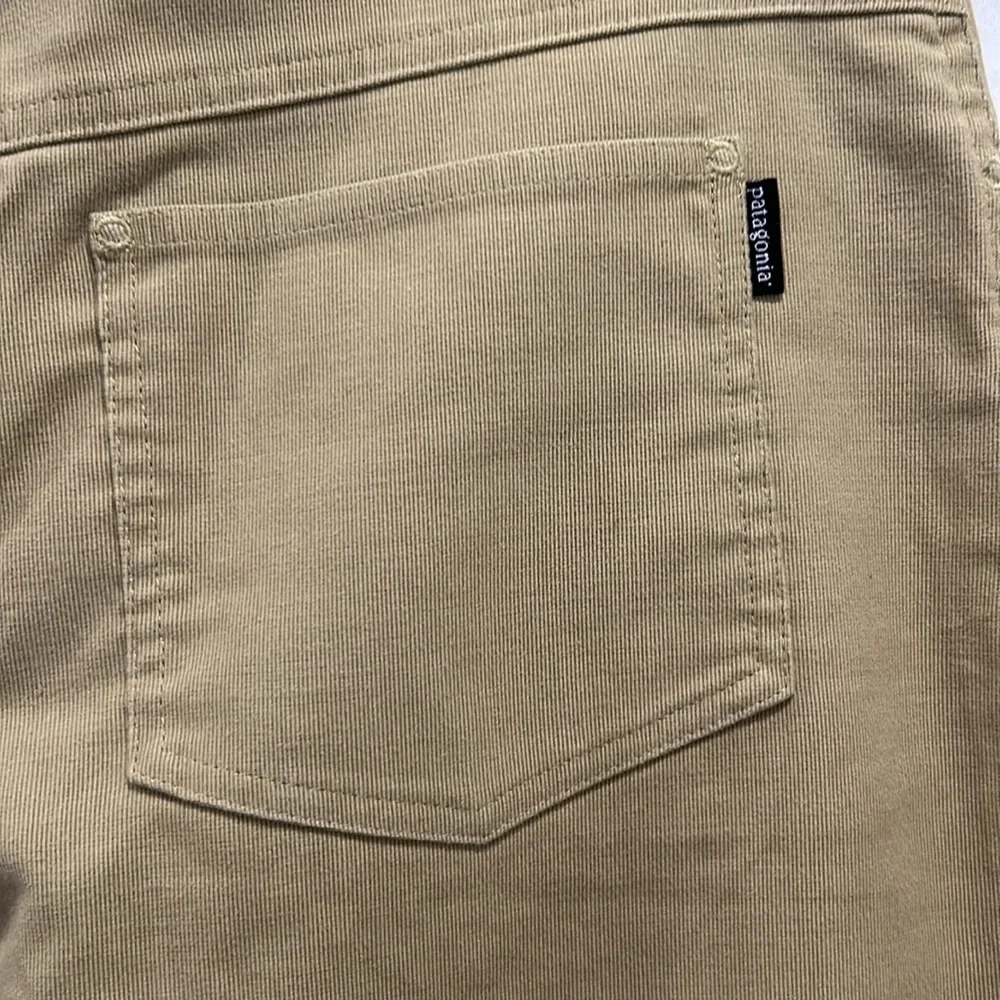 Patagonia Women’s Flare Khaki Pants, Size 10 - Picture 9 of 11